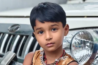 5 वर्षीय बच्ची अब सुन सकती है और जाने लगी है स्कूल’