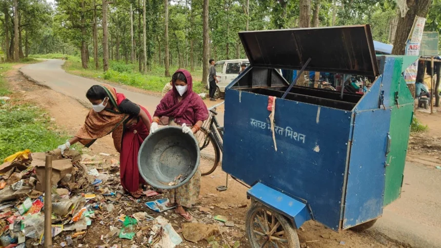 ग्राम पंचायत बोड़ार में पूनम और जयकुंवर ने सम्हाल रखी है स्वच्छता की कमान