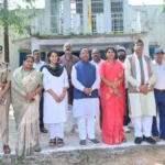 नेत्रहीन बच्चों की प्रतिभा से प्रभावित हुए प्रभारी मंत्री, संस्था को एक लाख रुपये की सहायता देने की घोषणा