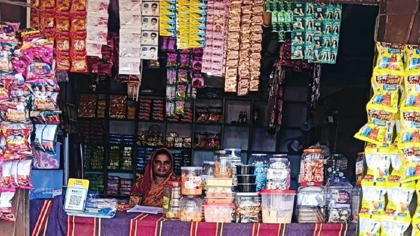 अपने आर्थिक संबल के लिए बिहान से जुड़कर प्रतिमा ने अपनाया किराने का व्यवसाय
